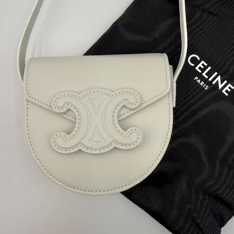 CELINE/賽琳 BesaceCuir Triomphe凱旋門系列馬鞍包Mini版 光面牛皮革郵差