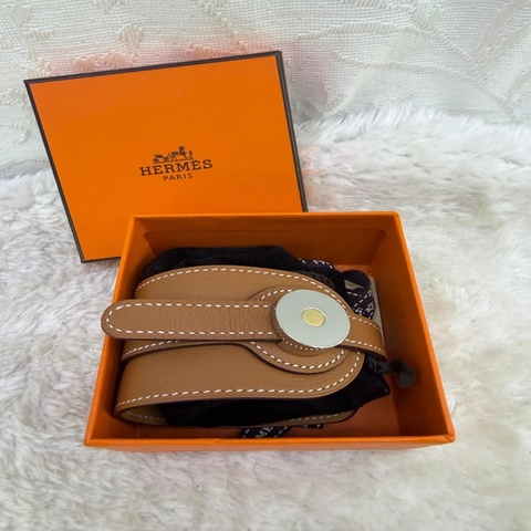 Hermes Swift Cavalerie Cuff Bracelet T2 Gold