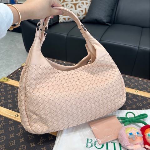 BV葆蝶家 中號 和尚包 粉色編織包  塵袋