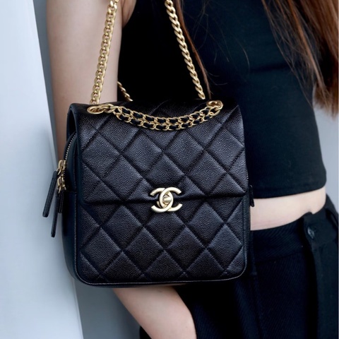 💎Chanel香奈兒｜22p ado雙肩包 黑金荔枝皮小書包｜98新芯片款