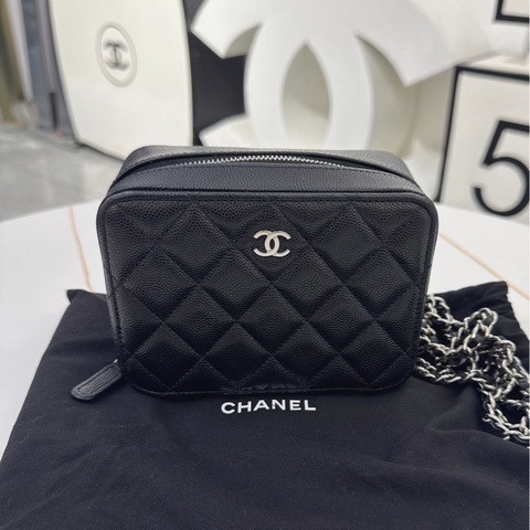 Chanel 香奈兒 21K黑銀荔枝皮相機包 31開