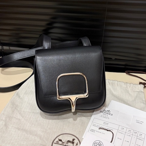 98新🖤#愛馬仕 #黑銀Della #Z刻 #購證塵袋