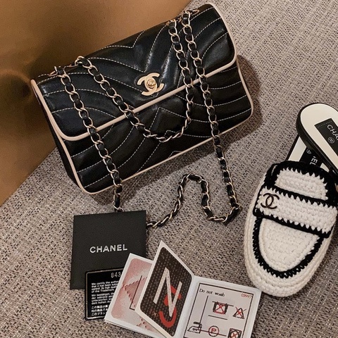 【近新閒置品】超值福利💰Chanel稀有牛皮黑白邊單肩背斜背鏈條包cf 有標、卡齊全