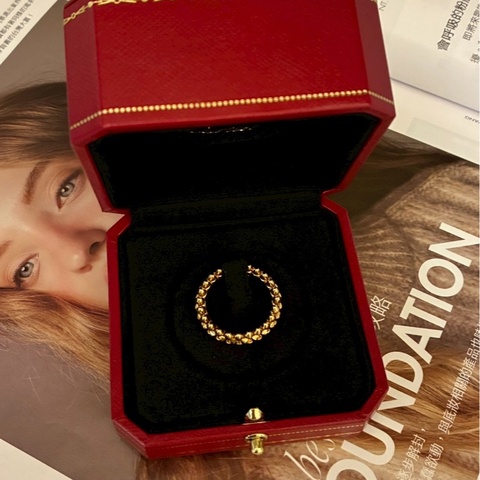 Cartier 18K卯釘戒指💍