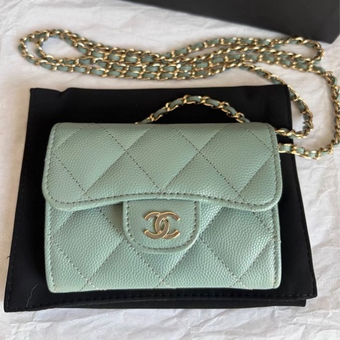 (閒置近新）CHANEL Mini Wallet On Chain 薄荷綠魚子醬牛皮鏈袋
