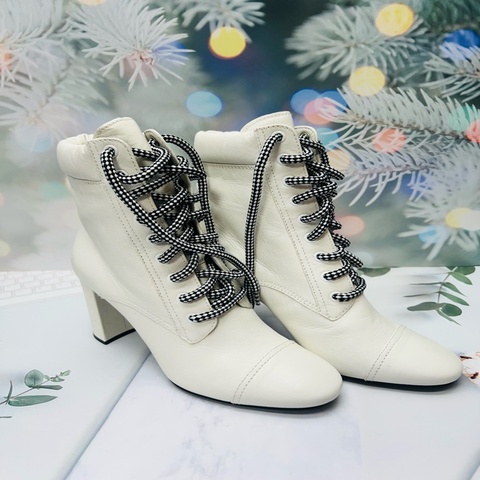Prada 高筒靴