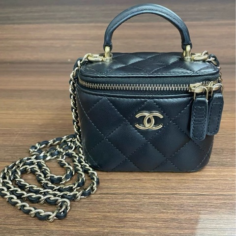 (閒置近新）CHANEL Mini Vanity Case With Chain AP2198