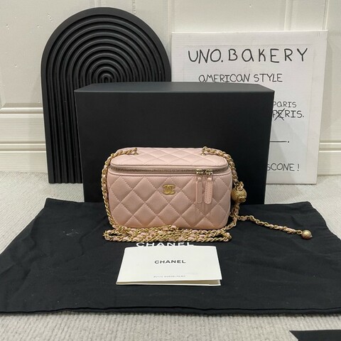 CHANEL 粉色金球長盒子包 晶片款