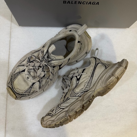 balenciaga 3XL 必擁有42號