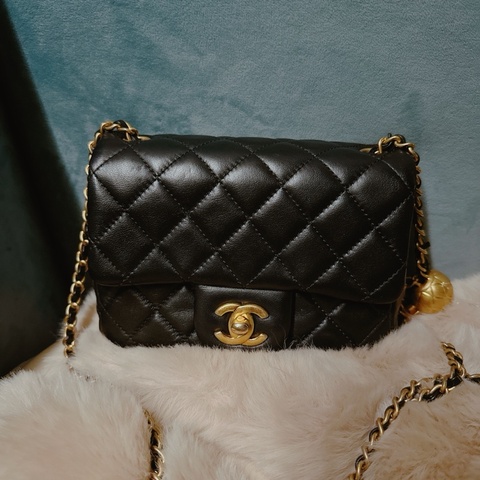 CHANEL 金球方胖 黑金 羊皮 保卡完整 附內膽包