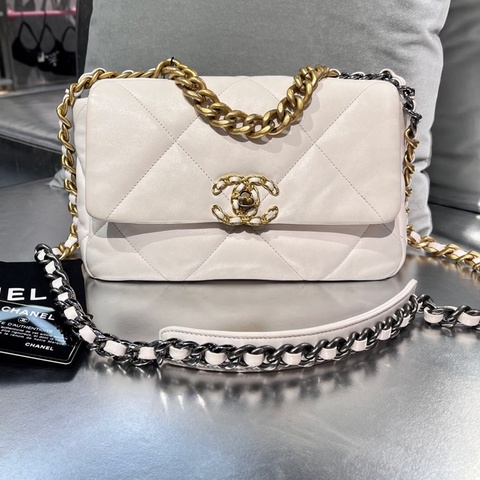 CHANEL香奈兒白金19Bag小號斜挎包 31開