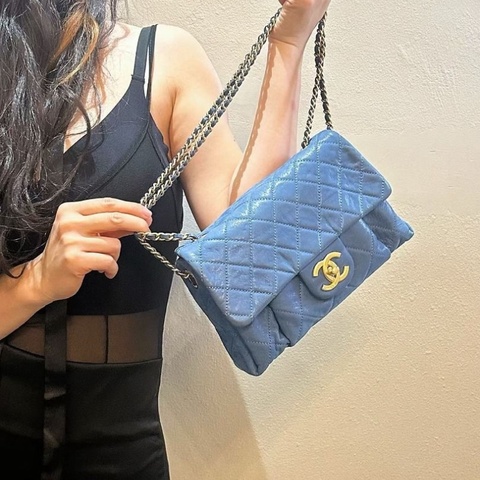 Chanel 雲朵鏈條包 藍色金扣 牛皮 22*14*7 9新 配件塵袋