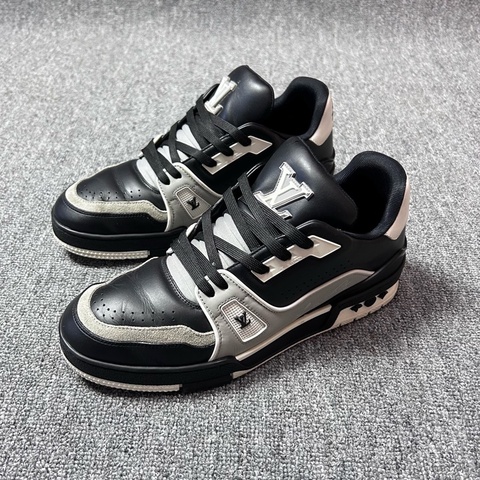 Louis Vuitton 路易威登 LV Trainer 黑灰 休閒板鞋/39.5碼