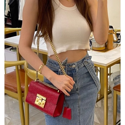 GUCCI 紅金雙G壓花Padlock小號 月光寶盒肩背斜背包20*13*8 9新 配件鑰匙 塵袋