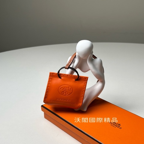 Hermes 愛馬仕 橘色購物袋吊飾 (有使用過）