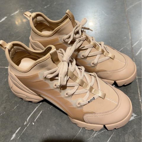 Dior迪奧D-connect裸粉色老爹鞋  尺碼：37碼
