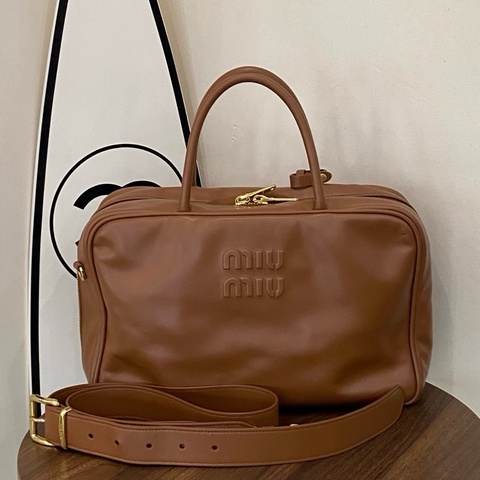 繆繆 Miu Miu 乾邑色 公文包保齡球包手提包單肩包斜挎包 金扣