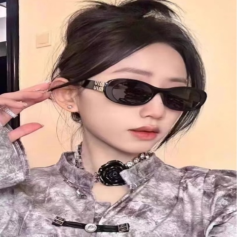 Miu Miu 太陽眼鏡 SMU 06Z 爆款