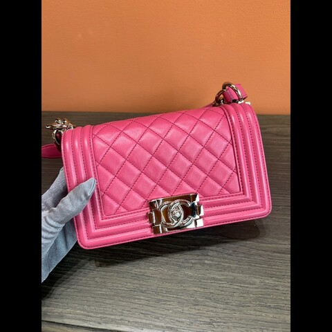 Chanel leboy小號枚粉色 肩背包