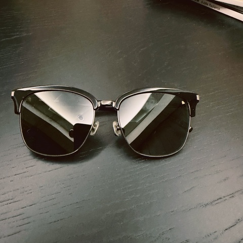 YSL墨鏡