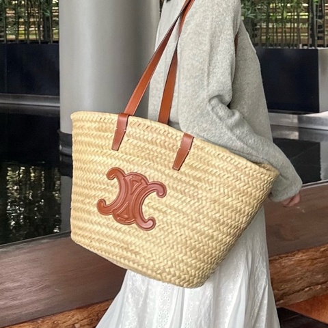 ✨Celine賽琳｜凱旋門焦糖草編菜籃子Triomphe Tote｜99新｜23年編碼