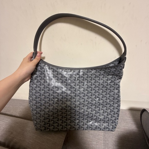 灰色Goyard hobo