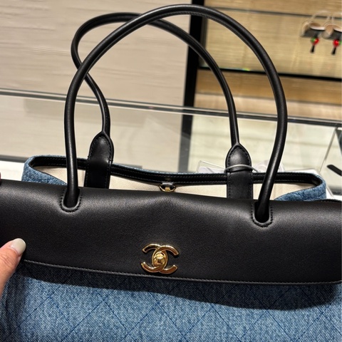 Chanel26A手工坊 牛仔拼色法棍包