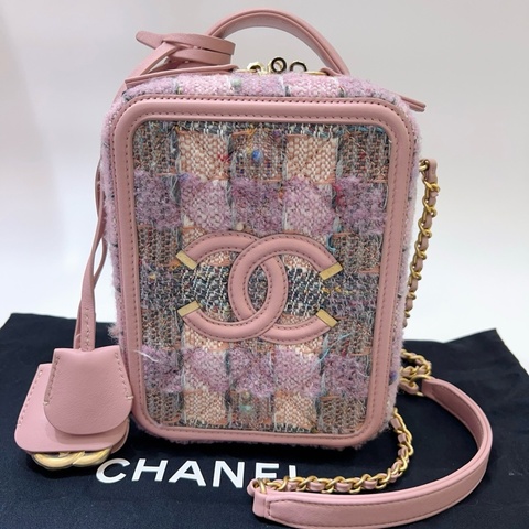 Chanel/香奈兒 毛呢相機包手提包 夢幻粉紫色 金扣