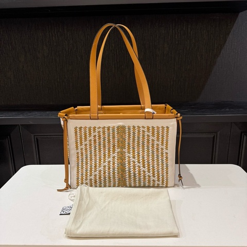 Loewe羅意威限量款全皮32cm原始內里乾淨好成色