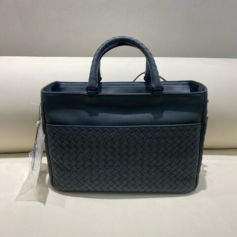 Bottega Veneta Intrecciato 灰色羊皮tote