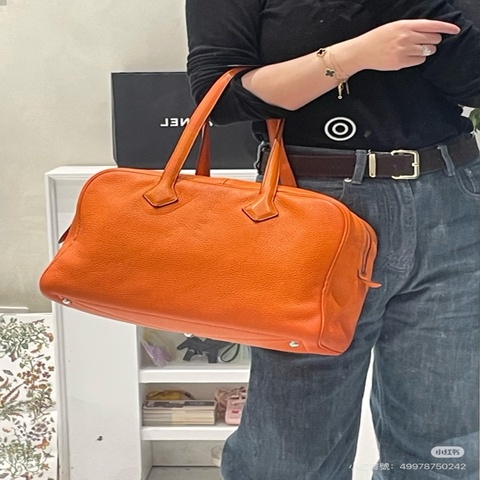 Hermes/愛馬仕 愛馬仕橙維多利亞35手提包 tc皮