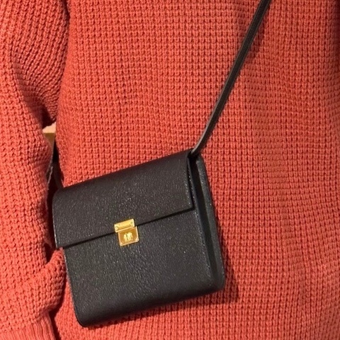 愛馬仕 Hermes clic16，黑金小挎包 Y刻   山羊皮 男女同款