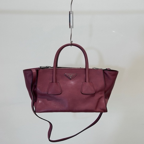 普拉達 Prada 蝙蝠包 紫紅色 27x21.5cm