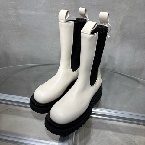 葆蝶家/Bottega Veneta BV 白色厚底長筒靴 全新 尺碼/38碼
