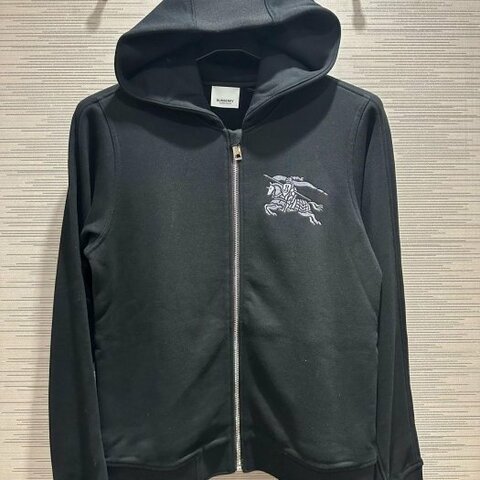 💎Han's house精品服飾💎Burberry 刺繡 戰馬 外套  現貨青年款