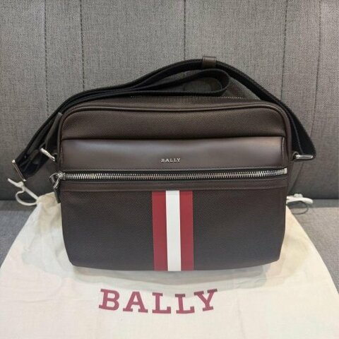 💎Han's house精品服飾💎BALLY THAREK 尼龍帆布 拼接 牛皮 拉鍊 相機包