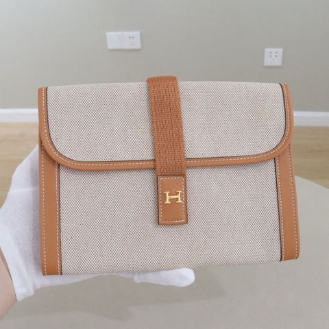 Hermès愛馬仕中古手拿包，圈M刻