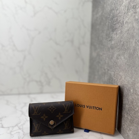香緹國際精品 LV 老花短夾 1095
