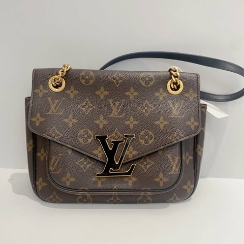 路易威登/Louis Vuitton 琺瑯老花Passy郵差包