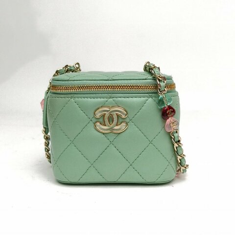 CHANEL 綠色羊皮金扣23P方盒子化妝包琺瑯愛心肩背包