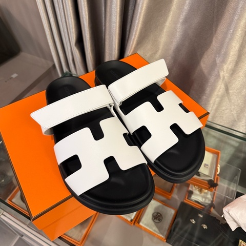 Hermes 二舅拖