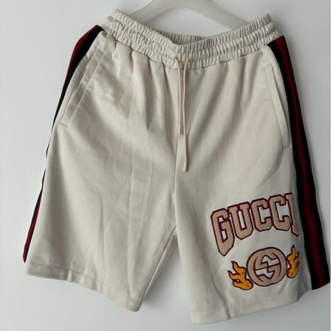 Gucci 米白大logo短褲🩳S號
