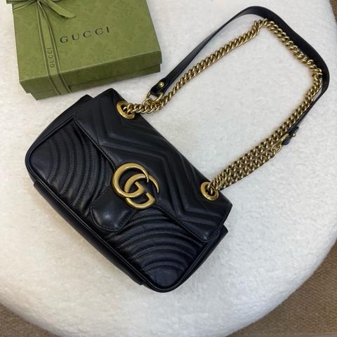 Gucci 黑金牛皮下蓋馬夢22cm