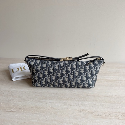 Dior迪奧Travel Nomad老花飯盒包 底長22cm