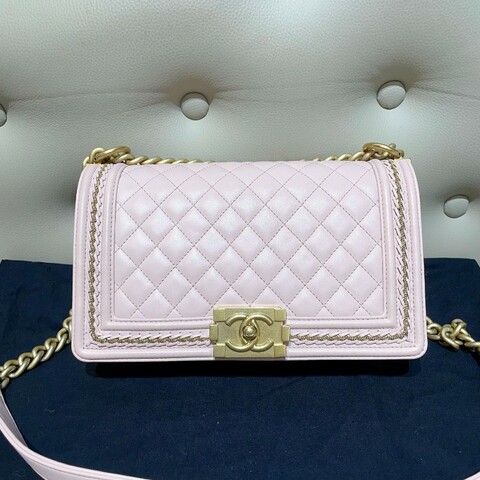 CHANEL Leboy 粉色宮廷款 中號