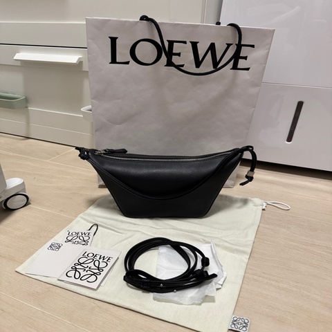 LOEWE Mini Hammock Hobo black 迷你 小牛皮 肩背包 腋下包 吊床包 黑色