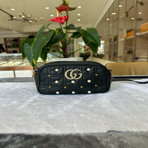 gucci 古馳珍珠眸釘相機包