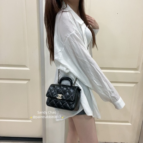 ෆ Chanel 24c油蠟牛皮手把方胖🖤🈶購證