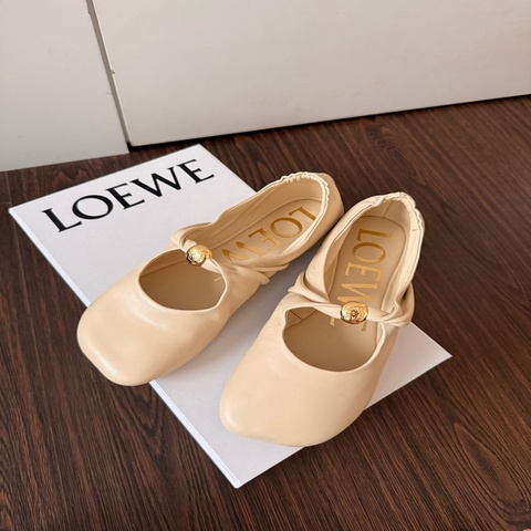 全新Loewe 小羊皮芭蕾舞鞋Pebble EU36