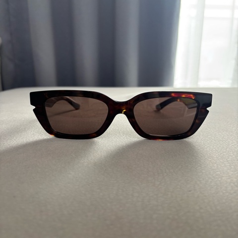 Burberry 方型膠框太陽眼鏡墨鏡4453F 琥珀色